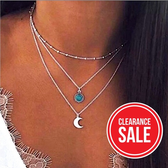 Jewelry - 🔴𝟭𝟬/$𝟮𝟱🔴NEW 3 Layered Moon Charm Turquoise Bohemian Necklace